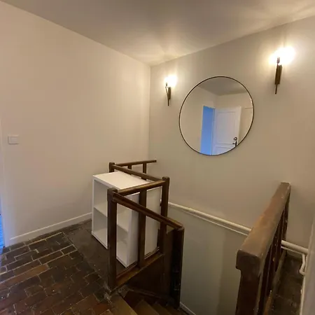 Villa 1 Chbre, Terrasse, Grands Espaces, Calme, Centre, Wifi *